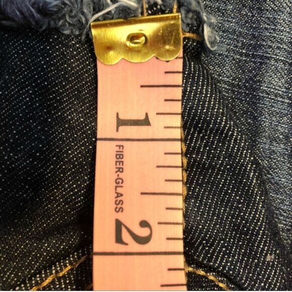 NWT Jolt Distressed Denim Jean Raw Edge Hem Jewel / Stud Accents Junior Size 5 - Picture 8 of 10